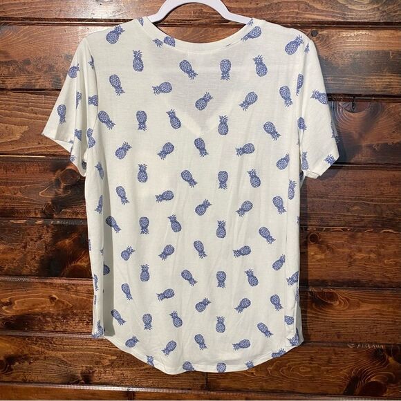 Creneau Soft Blue Pineapple Short Sleeve V Neck T- Shirt With Front Pocket Large - Picture 12 of 12